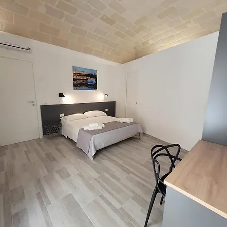 ゲストハウス Na Nonna ファヴィニャーナ