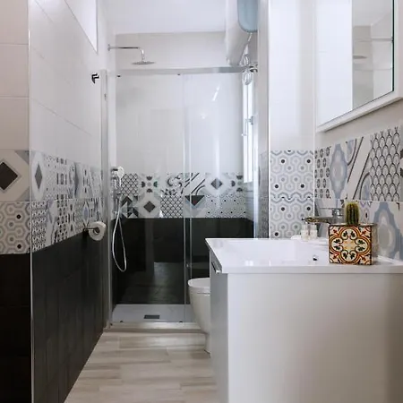 ゲストハウス Na Nonna ファヴィニャーナ